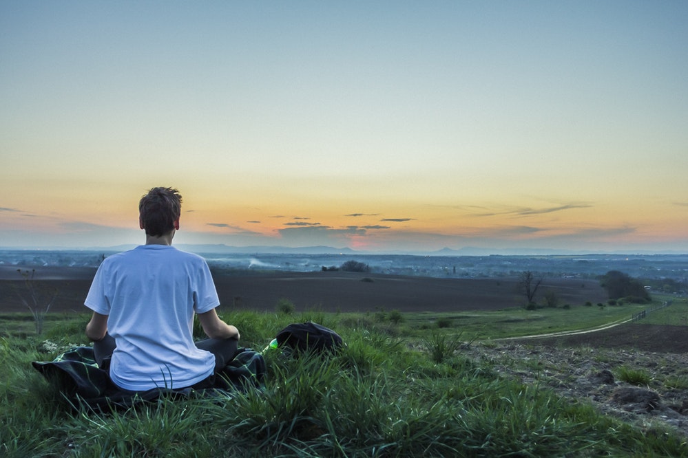Cérebro e meditação: um hábito, inúmeros benefícios