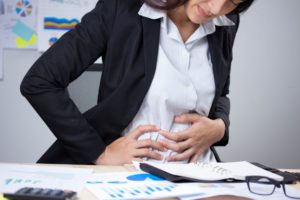 sinais de alerta para a síndrome do intestino irritável
